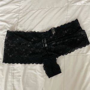 NWT. Torrid Cheeky Panties. Black. Size: 3